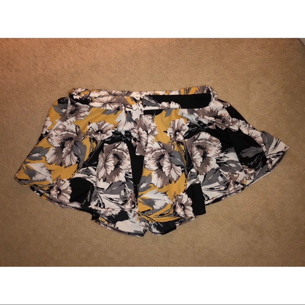 Flowy shorts